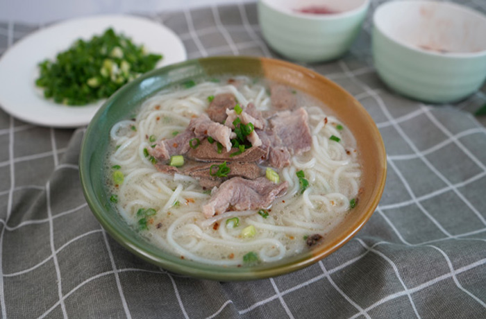 中原原味汤粉王培训